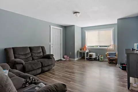 84 Danforth St, Fall River, MA 02720 photo 19