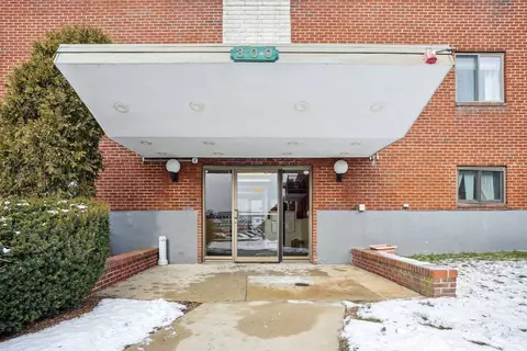 300 Governors Dr #5, Winthrop, MA 02152