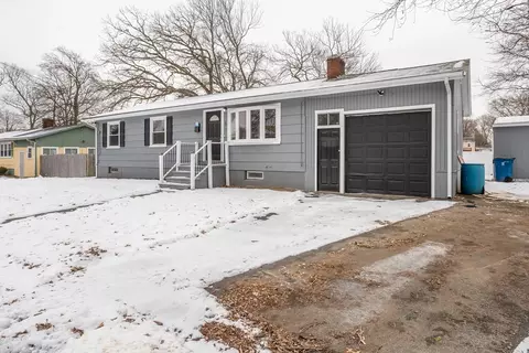 3 Harris St, Randolph, MA 02368