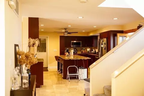 22 Hickory Dr, Worcester, MA 01609 photo 9