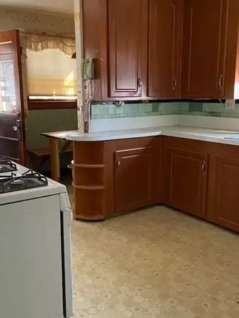 20 Cody St, Webster, MA 01570 photo 6