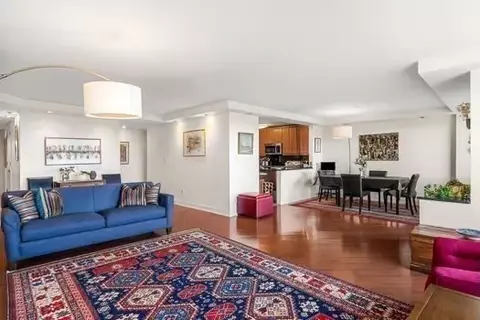 151 Tremont St #8DE, Boston, MA 02111