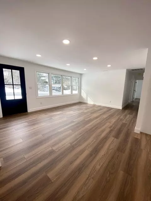61 Burley St, Danvers, MA 01923 photo 9
