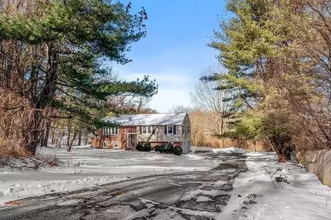 133 Old Westford Rd, Chelmsford, MA 01824