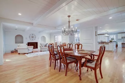 Dining - 187 Union St, Hingham, MA 02043 photo 1 of 1