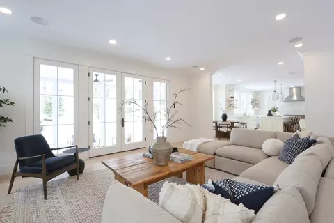 21 Kenney St, Needham, MA 02492 photo 12