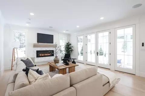 21 Kenney St, Needham, MA 02492 photo 11