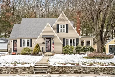 323 Worcester St, Southbridge, MA 01550