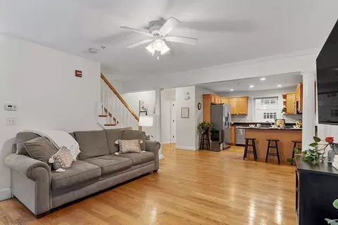 50 Paulies Pl #50, Tewksbury, MA 01876