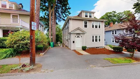 29-31 Bennington St, Newton, MA 02458