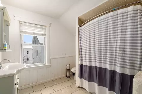 3 Park St, Webster, MA 01570 photo 7