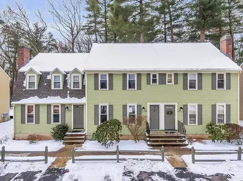 520 Wellman Ave #520, Chelmsford, MA 01863