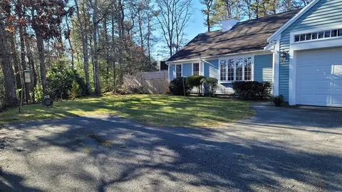 3 Crosshill Rd, Sandwich, MA 02664