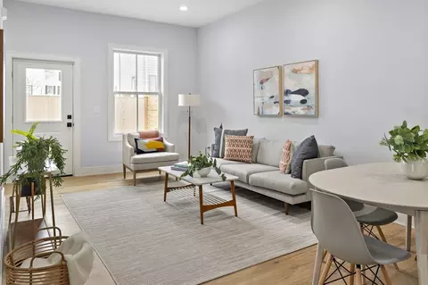 462 Cambridge St #2, Cambridge, MA 02141
