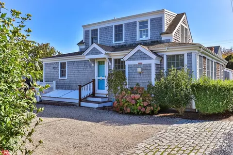 10 Mill Hill Ln, Chatham, MA 02633