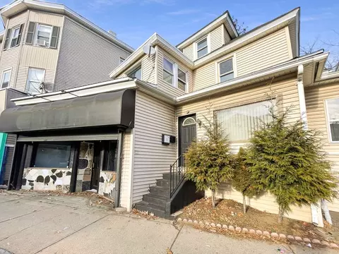 287-289 Belmont Ave, Springfield, MA 01108