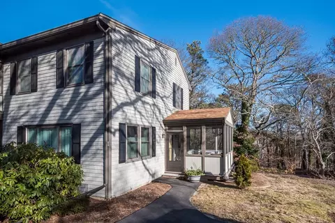 14 Harold St #3 F, Harwich, MA 02646