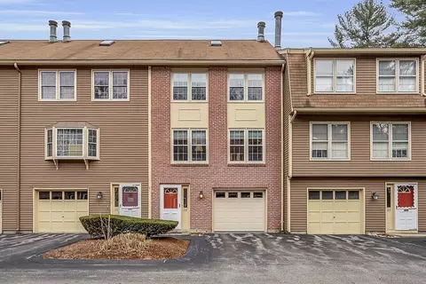 142 Heritage Dr #142, Tewksbury, MA 01876