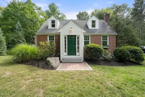 206 Horse Pond Rd, Sudbury, MA 01776