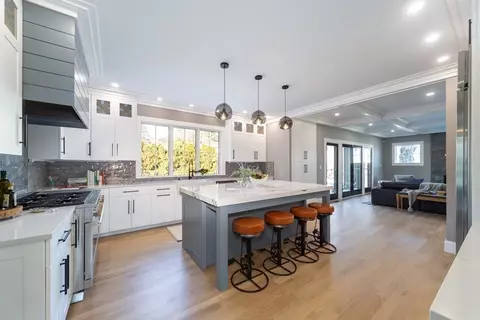 Kitchen - 85 Peacedale Rd, Needham, MA 02492 photo 2 of 6