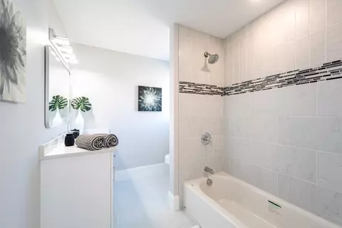 Bath - 85 Peacedale Rd, Needham, MA 02492 photo 5 of 6
