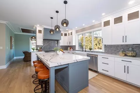 Kitchen - 85 Peacedale Rd, Needham, MA 02492 photo 4 of 6