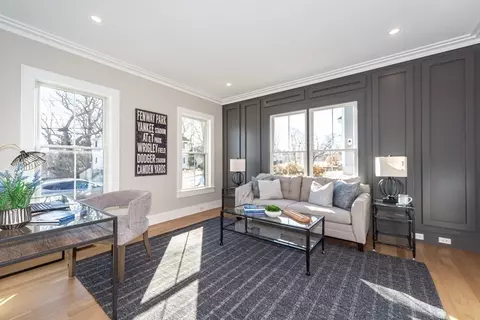 Living - 85 Peacedale Rd, Needham, MA 02492 photo 5 of 6