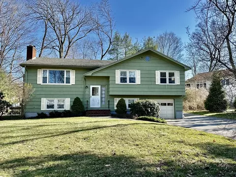 23 Macy St, Raynham, MA 02767