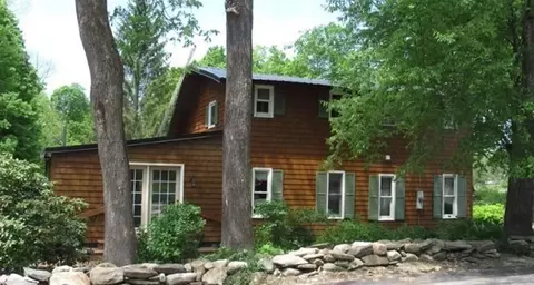 18 Old North Rd, Worthington, MA 01098