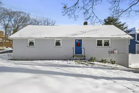 28 Bullard Ave, Worcester, MA 01605