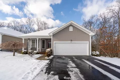 32 Nicki Way #32, Uxbridge, MA 01569