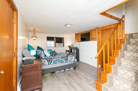 Bedroom - 5 Colonial Rd, Beverly, MA 01915 photo 5 of 7