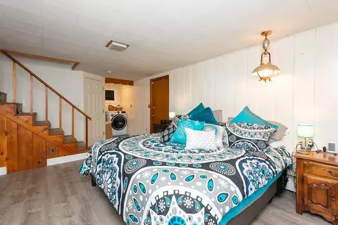 Bedroom - 5 Colonial Rd, Beverly, MA 01915 photo 6 of 7