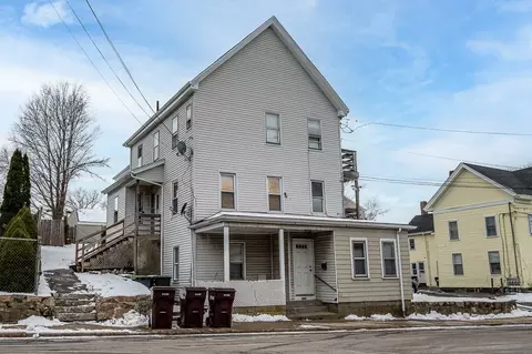 205 Bussey St, Dedham, MA 02026
