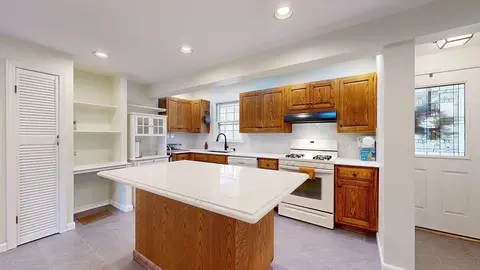 133 Chestnut St, Upton, MA 01568 photo 9