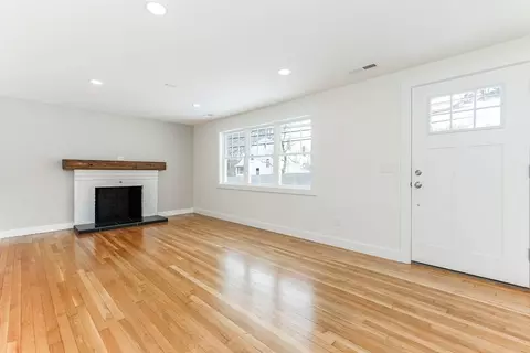 40 Great Rd, Maynard, MA 01754 photo 2