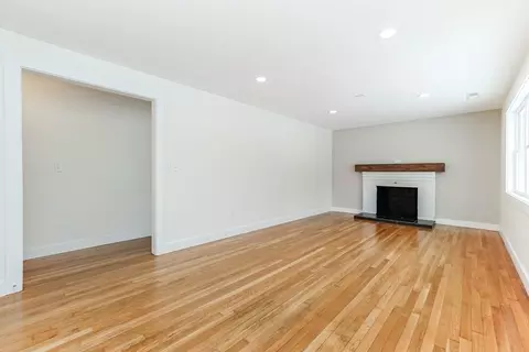 40 Great Rd, Maynard, MA 01754 photo 3