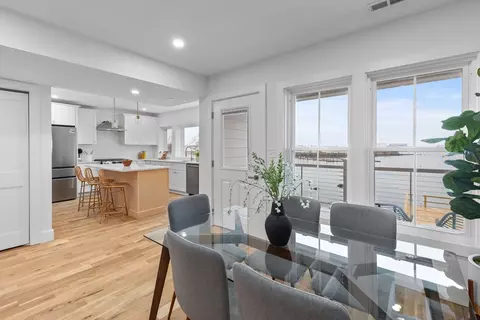 107 Leach St #2, Salem, MA 01970