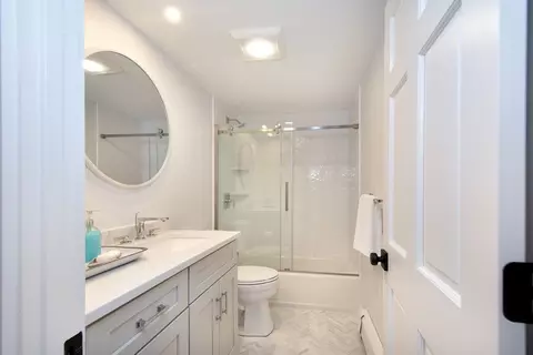 64 Cross St, Hingham, MA 02043 photo 12