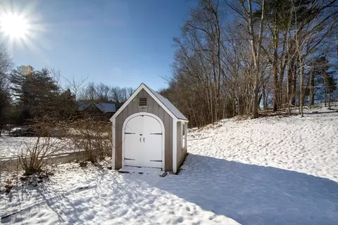 64 Cross St, Hingham, MA 02043 photo 23