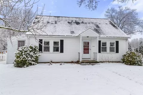 7 Woodrow, Hudson, MA 01749