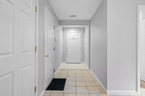 3 Concord Ct #A, Webster, MA 01570 photo 11