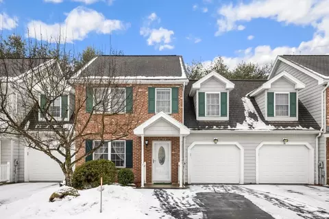 34 Ironwood Ln #34, Tewksbury, MA 01876