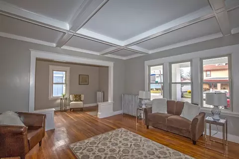 29 Eton St, Springfield, MA 01108 photo 8