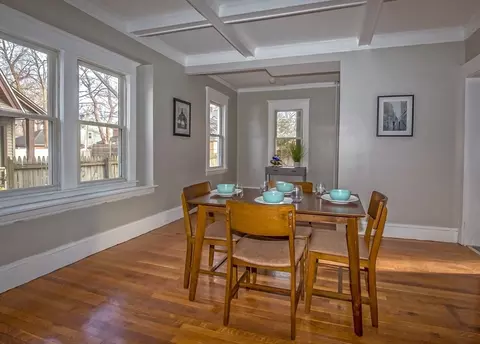 29 Eton St, Springfield, MA 01108 photo 9