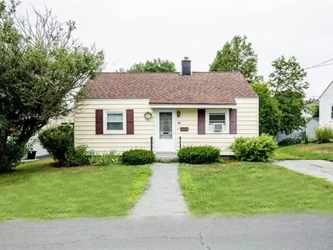 44 Elmwood Rd, Methuen, MA 01844