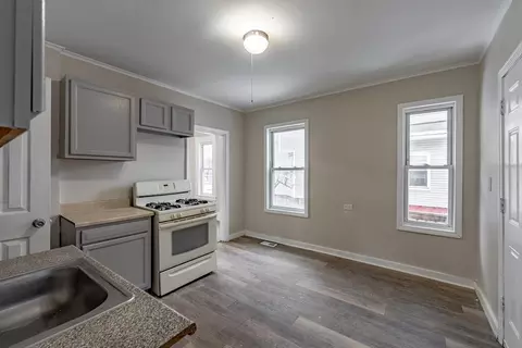 84-86 Bowles St, Springfield, MA 01109 photo 3