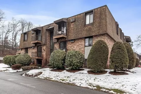 635 W Lowell Ave #7, Haverhill, MA 01832
