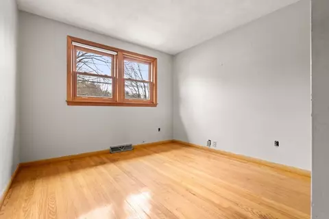 7 Wirling Dr, Beverly, MA 01915 photo 11