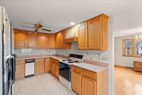 7 Wirling Dr, Beverly, MA 01915 photo 21